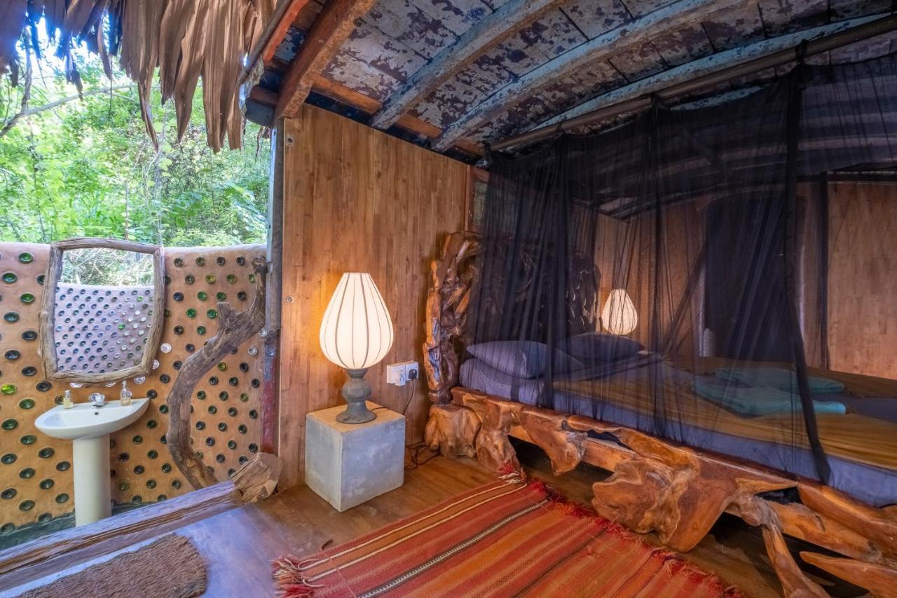 Villa Banyan Camp Hambegamuwa Exterior foto