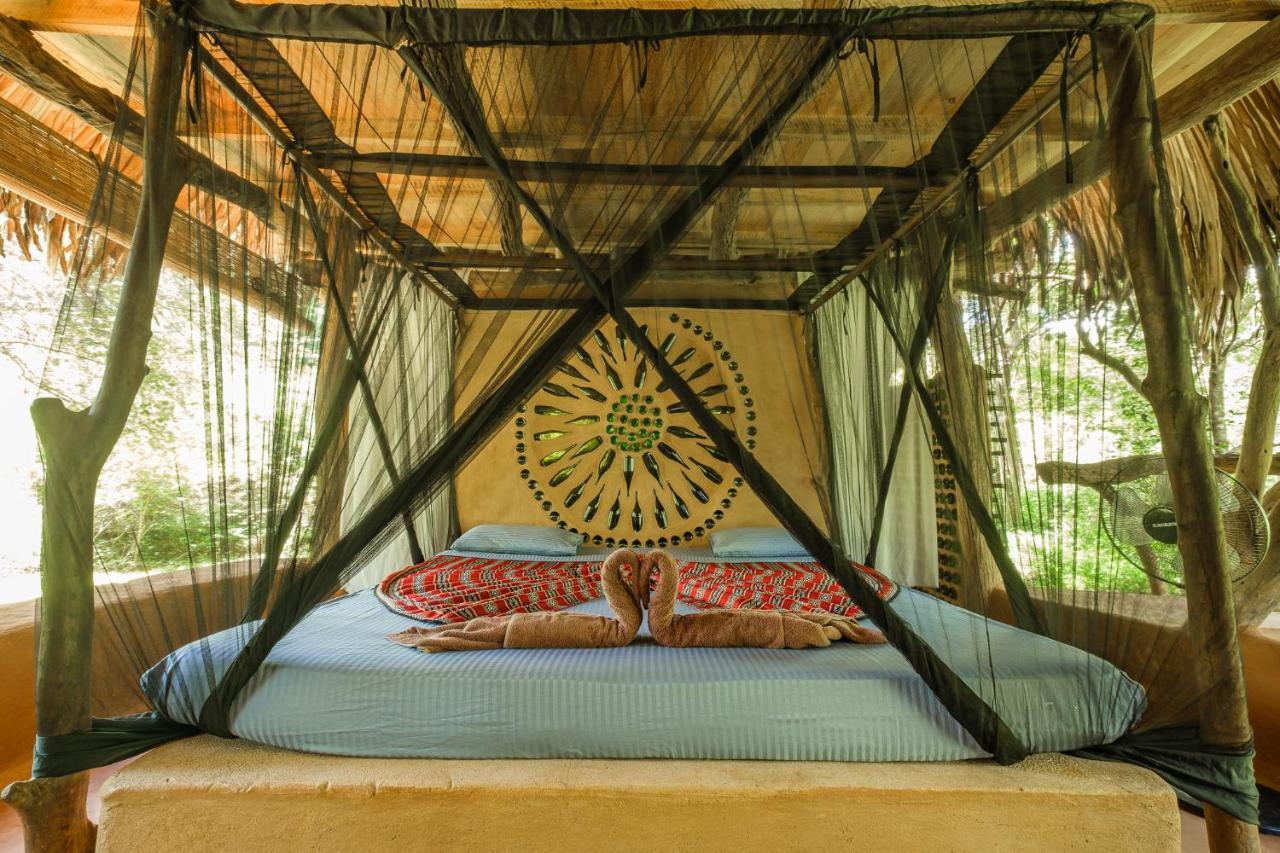 Villa Banyan Camp Hambegamuwa Exterior foto
