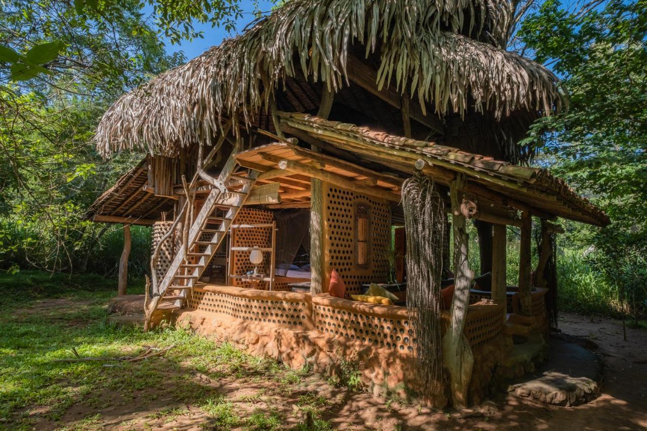 Villa Banyan Camp Hambegamuwa Exterior foto