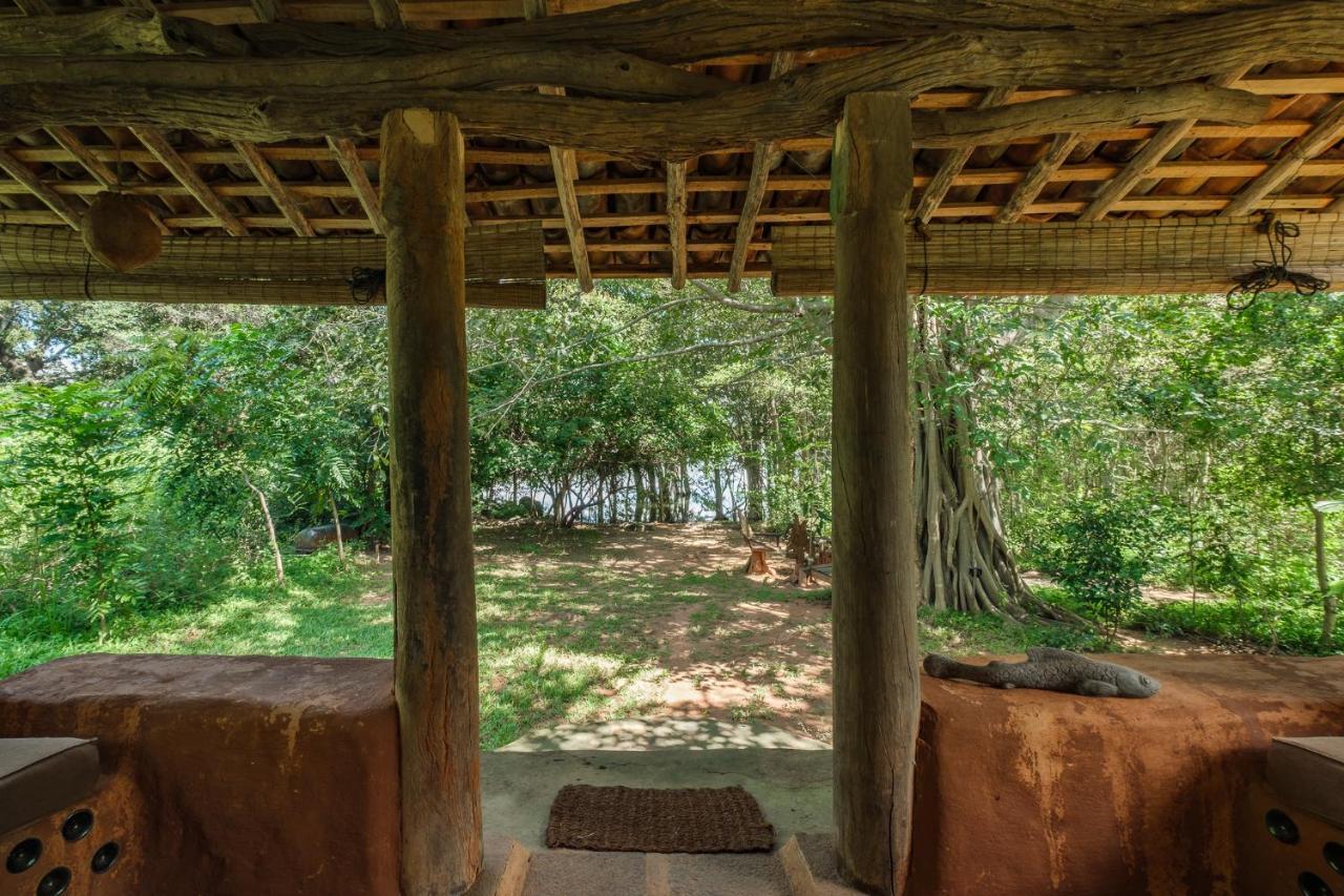 Villa Banyan Camp Hambegamuwa Exterior foto